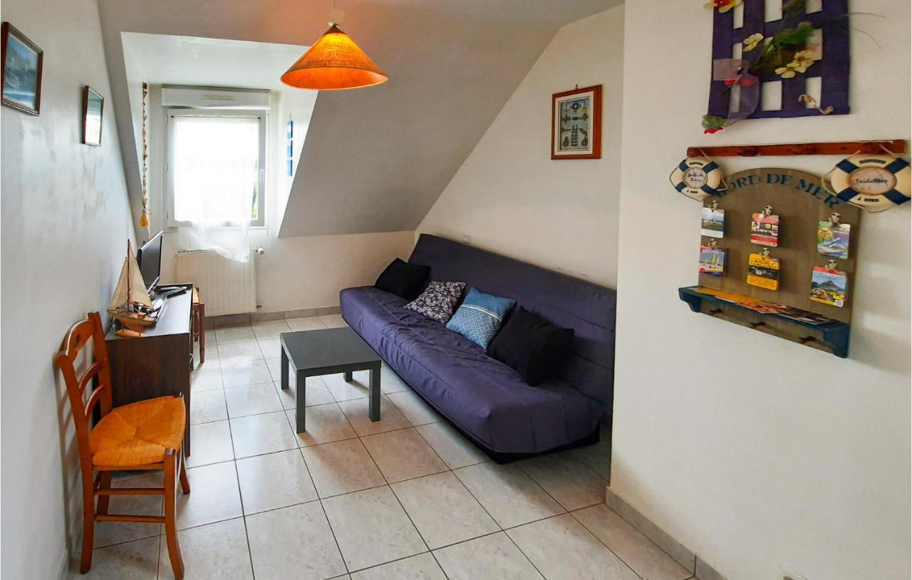 Amazing Apartment In Roz-Landrieux With Kitchen المظهر الخارجي الصورة
